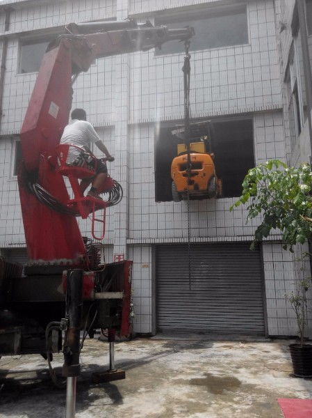 厚街高空作業車出租，一站式打包服務助力高效施工